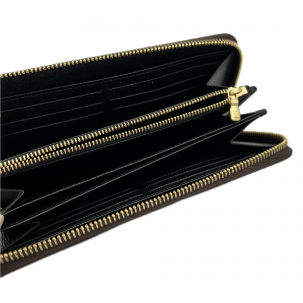 louis_vuitton_zippy_canvas_wallet_14