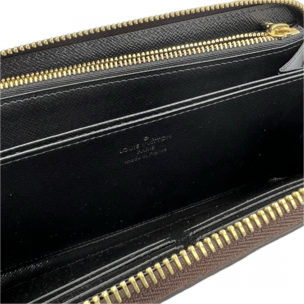 louis_vuitton_zippy_canvas_wallet_15