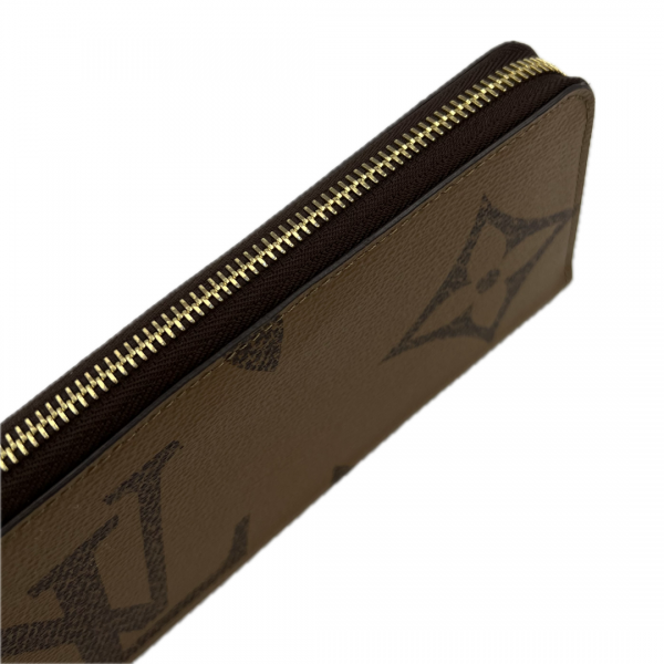 louis_vuitton_zippy_canvas_wallet_9