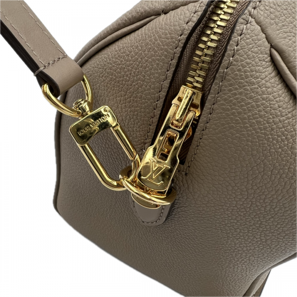 ouis_vuitton_speedy_bandouliere_25_handbag_6
